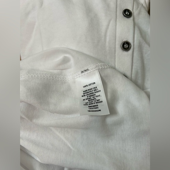 NWOT TREASURE & BOND WHITE LONG SLEEVE TEE WITH BUTTONS - Picture 4 of 5
